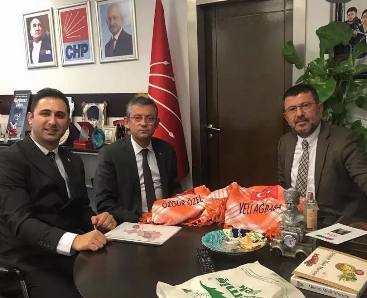 CHP'de Heyecan Geri Döndü: Kazım Yevimli, Özgür Özel'in Genel Başkanlığını Değerlendirdi