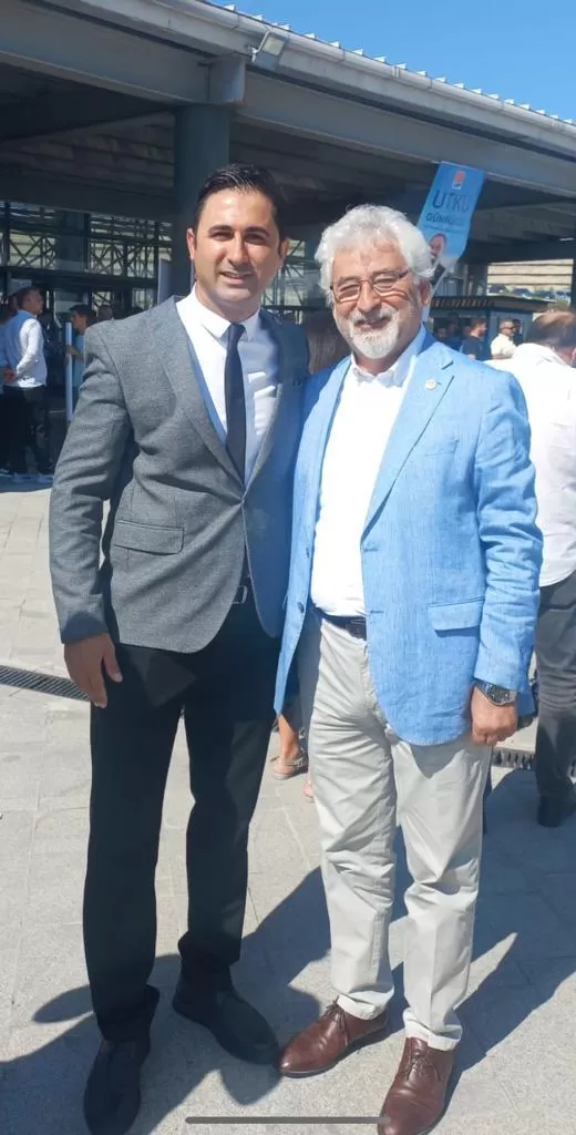 Cumhuriyet Halk Partisi'nin (CHP) Karaburun Belediye Başkan Aday Adayı Kazım Yevimli, partinin Merkez Yürütme Kurulu'ndaki (MYK) değişikliklerin, yerel seçimlere olumlu bir etki yapacağını vurguladı. 