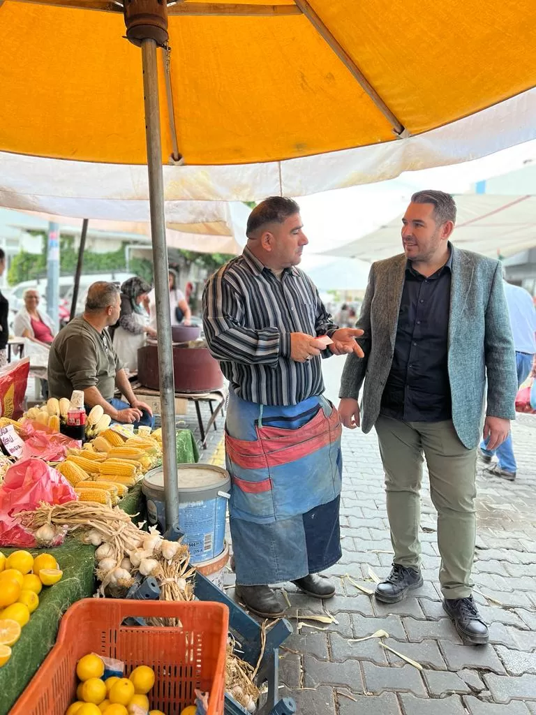 CHP'nin Menderes belediye başkan aday adayı İsmail Karabel, ilçenin tarım potansiyelini değerlendirerek üreticilerden halka doğrudan satış yapılmasını sağlayacak bir proje hazırladı.