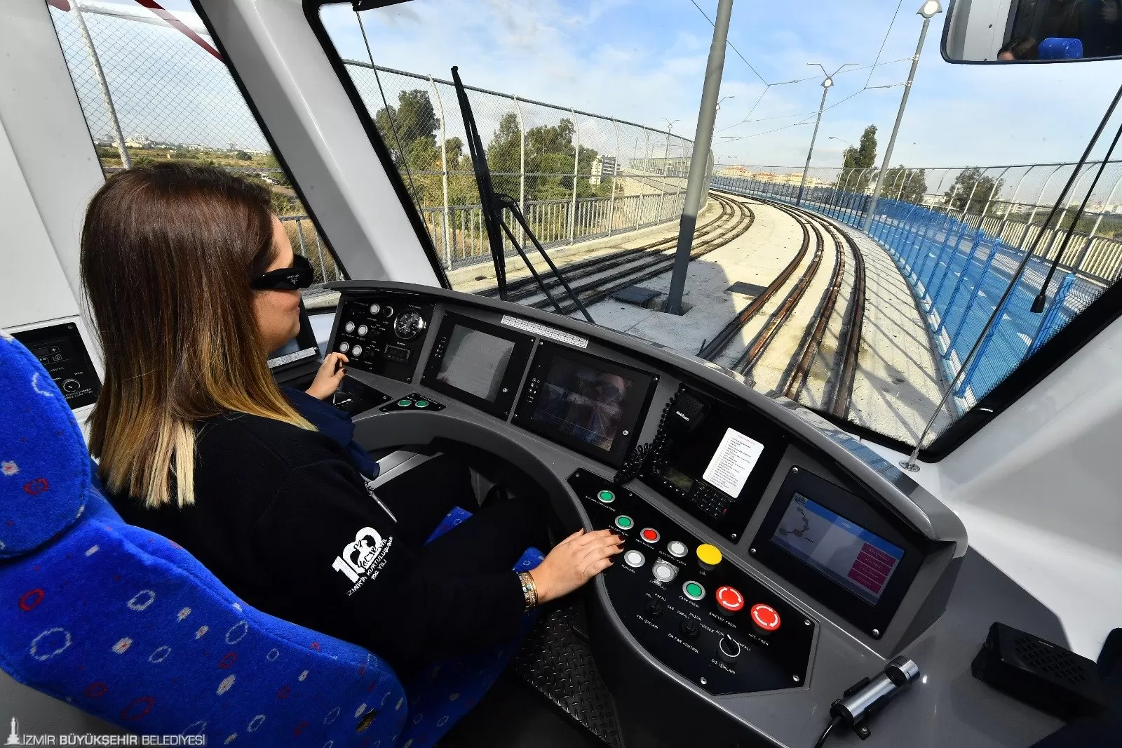 İzmir Büyükşehir Belediyesi tarafından yapımı devam eden Çiğli Tramvayı, 2024 yılının Şubat ayında seferlere başlıyor. 