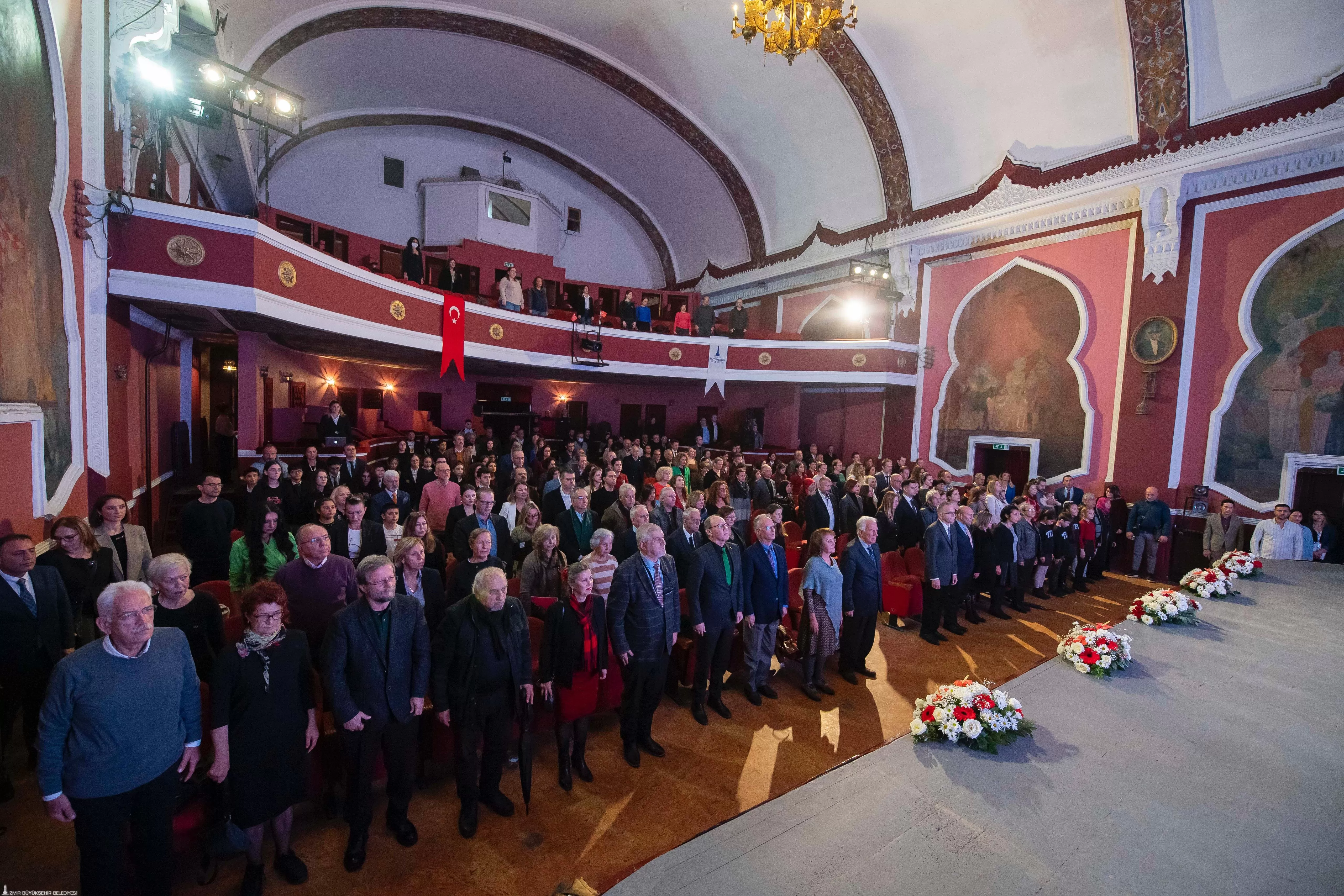 İzmir Büyükşehir Belediyesi'nin 19'uncusunu düzenlediği "Tarihe Saygı Yerel Koruma Ödülleri" törenle sahiplerini buldu. 