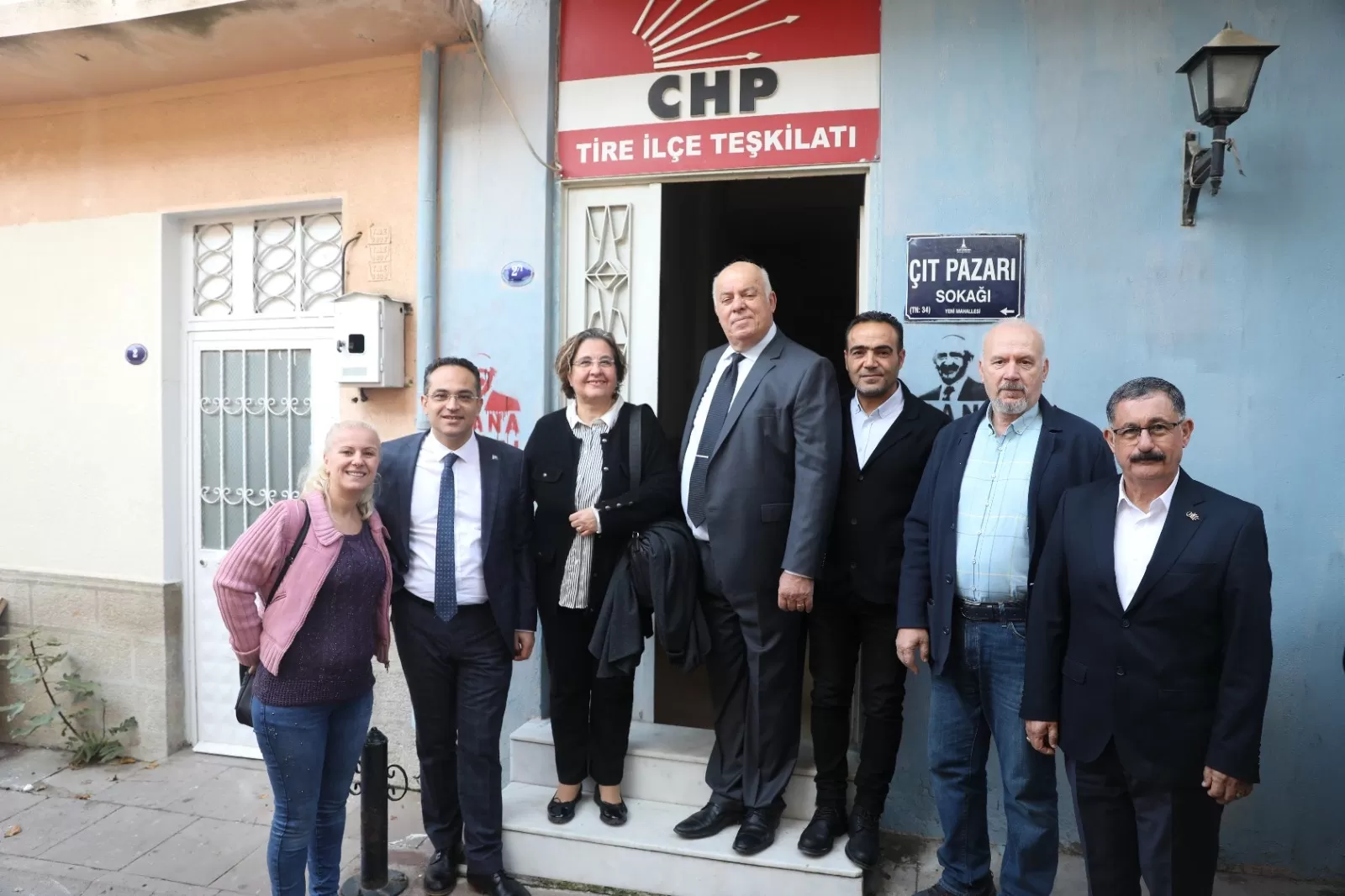 CHP İzmir Büyükşehir Belediye Başkan Aday Adayı Olgun Atila, Tire'de yoğun bir program gerçekleştirdi. 