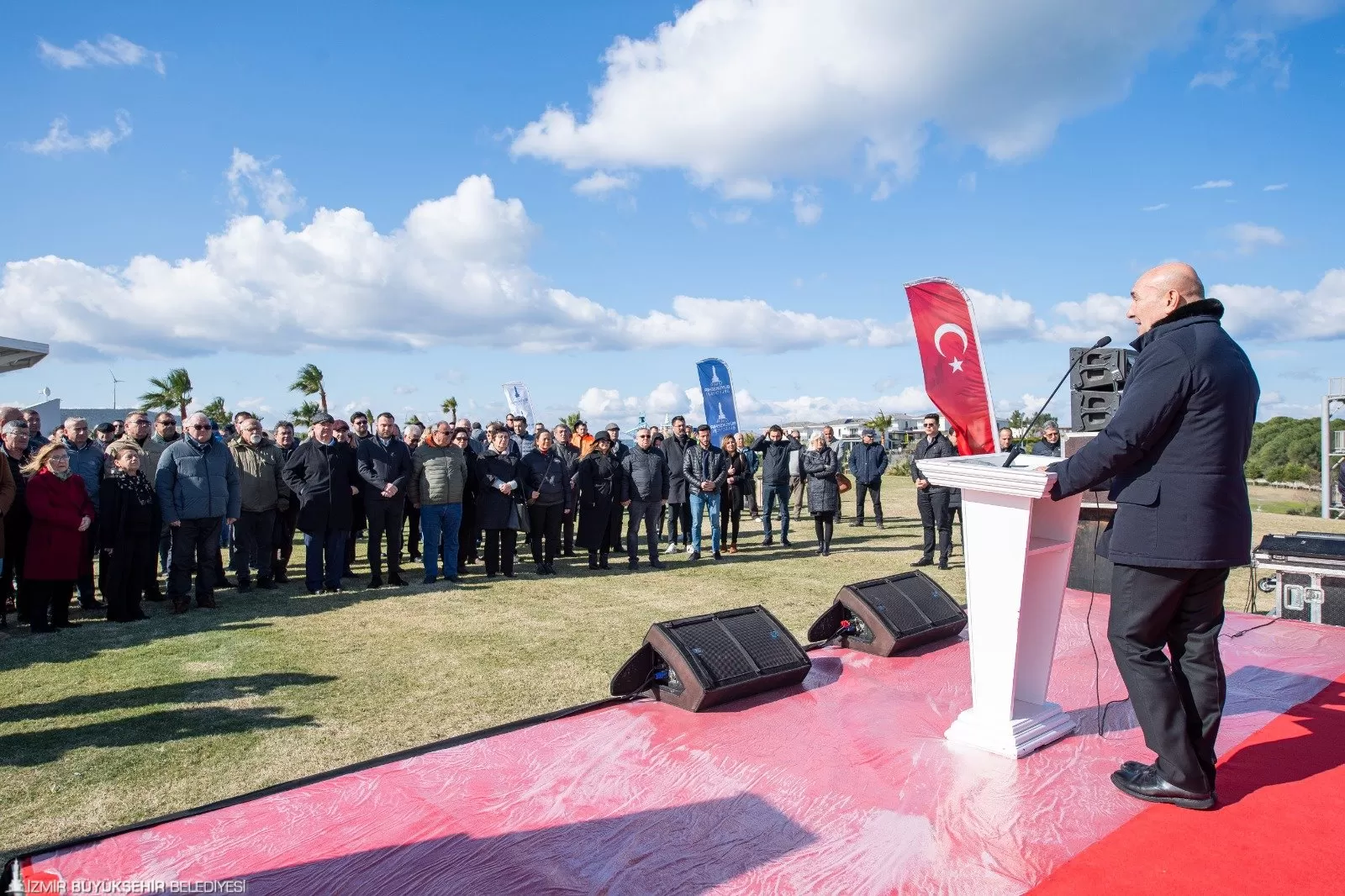İzmir Büyükşehir Belediyesi, Çeşme'de 6 bin 780 metrekarelik bir alanda "Huzurlu Yaşam Merkezi" inşa edecek.