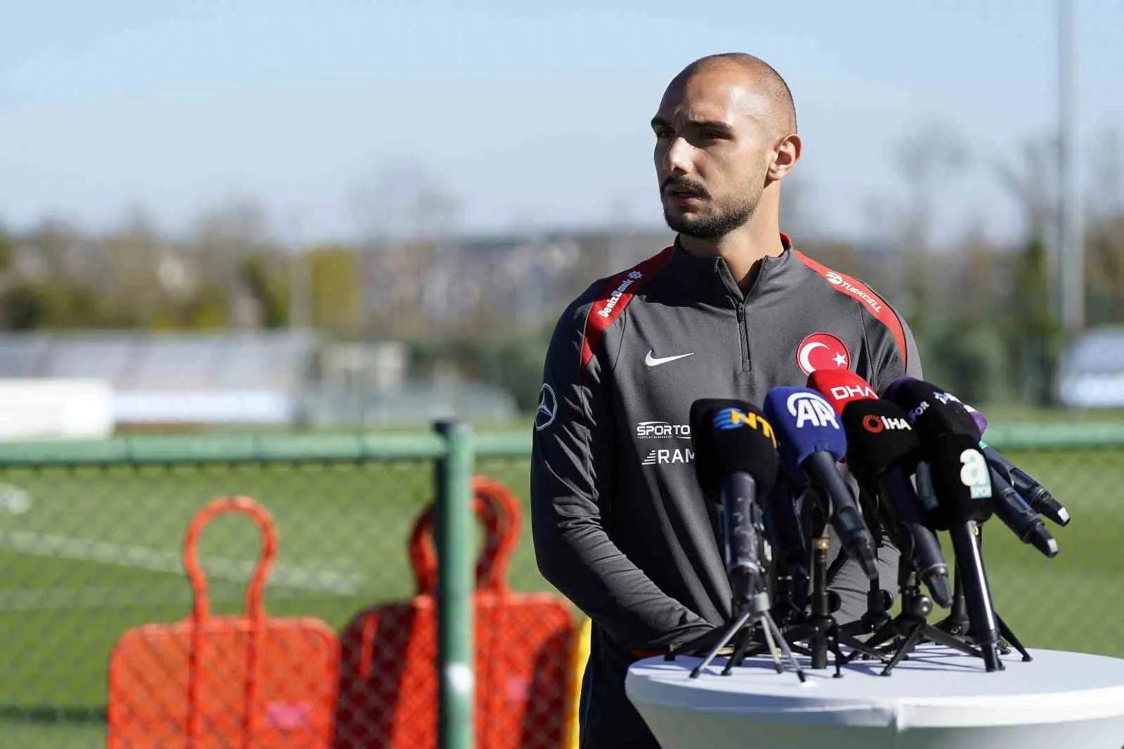 Ahmed Kutucu: "Milli takımda olduğum için çok mutluyum"