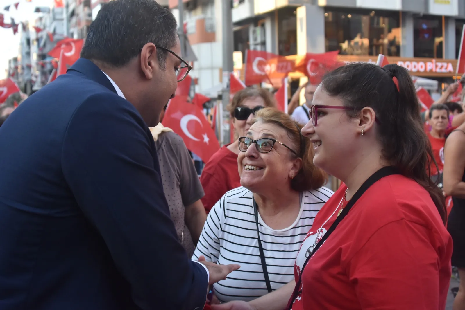 Balçova, Cumhuriyet Bayramı'nın 101. yılını 28 Ekim'de başlayacak etkinliklerle kutlamaya hazırlanıyor.