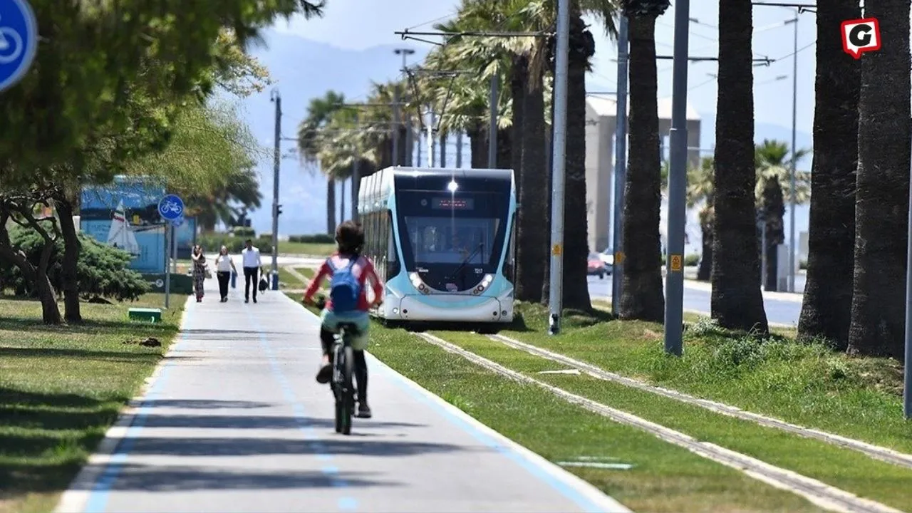 İzmir'in Tramvay Ağı Genişliyor: Yerli Üretimde Büyük Atılım