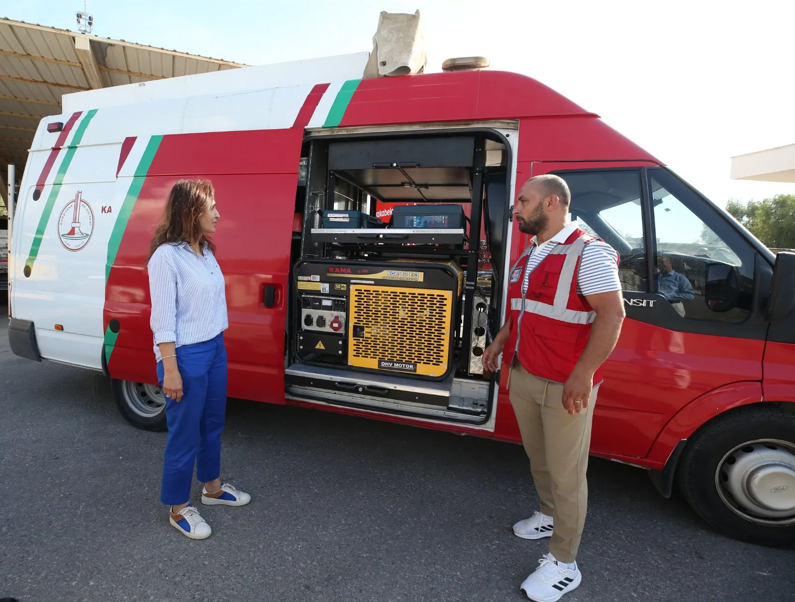 Karşıyaka Belediyesi, vatandaşları olası afetlere karşı bilinçlendirmek amacıyla yenilenen Afet Eğitim Merkezi'ni hizmete sundu.