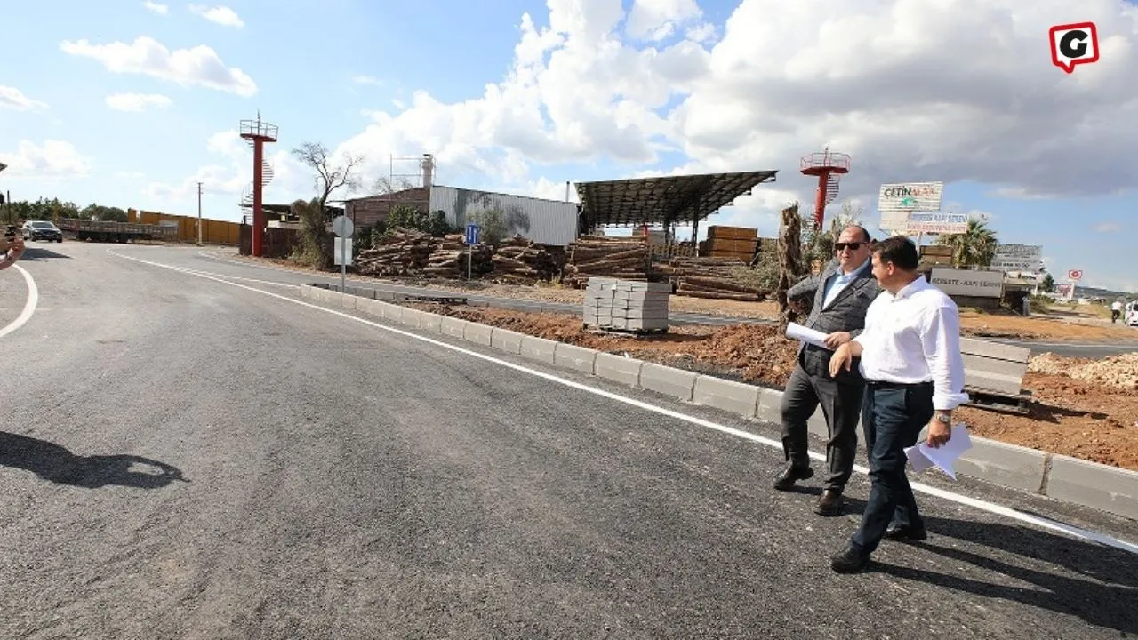 Menderes'te Trafik Akışı Hızlandı: Yeni Kavşak Hizmete Girdi