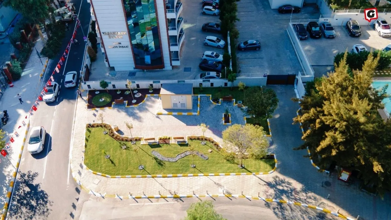 Balçova Belediyesi, Bora Sokak'ı Yenileyerek Mini Park Oluşturdu