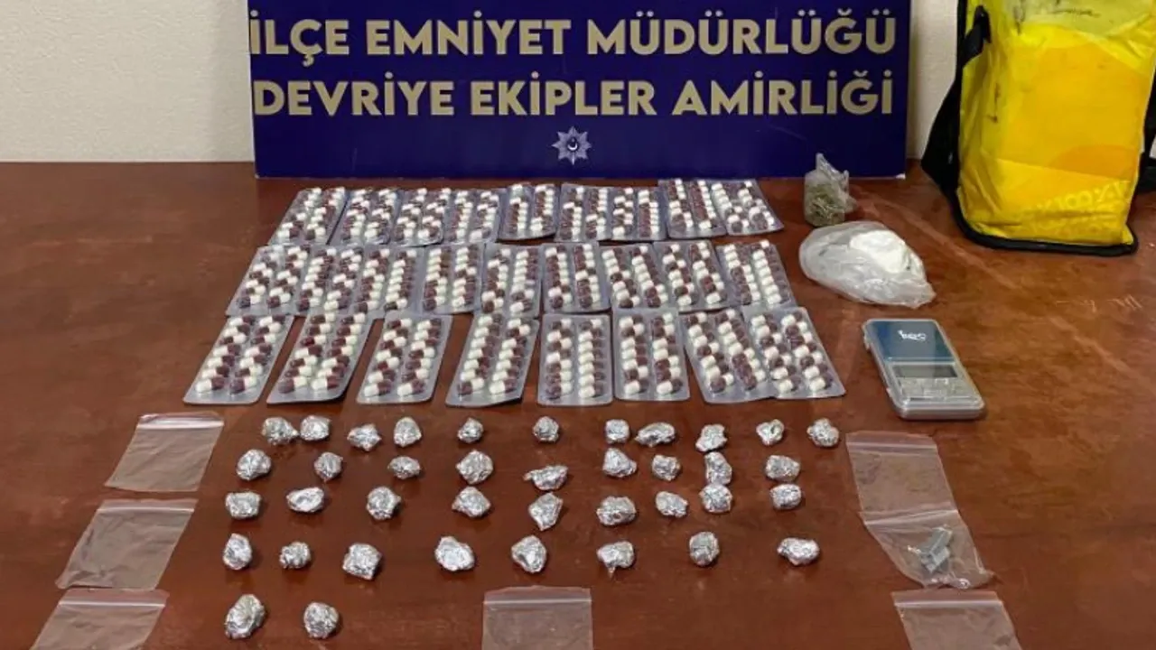 Çöpe de atsa gizleyemedi, zehir tacirini polis yakaladı