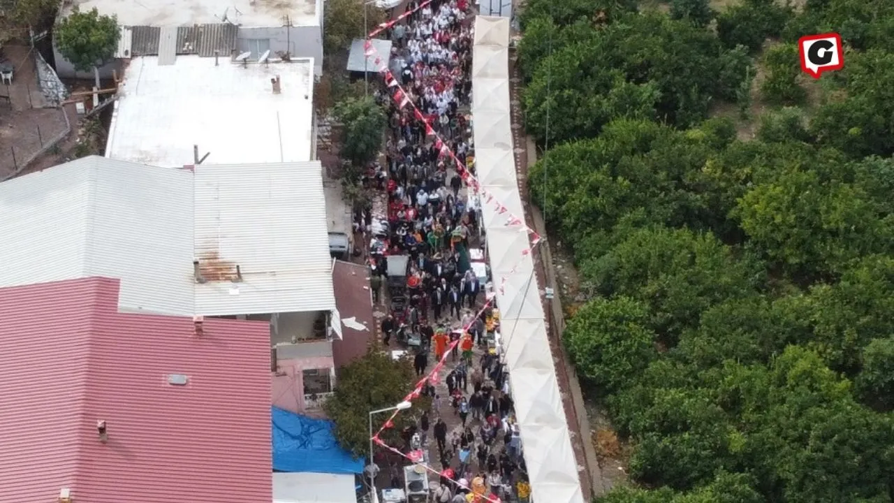 Gümüldür Özdere Mandalina Festivali Coşkuyla Gerçekleşti