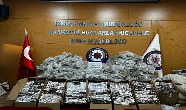 İzmir’de narkotik operasyonları: 32 kilonun üzerinde uyuşturucu yakalandı