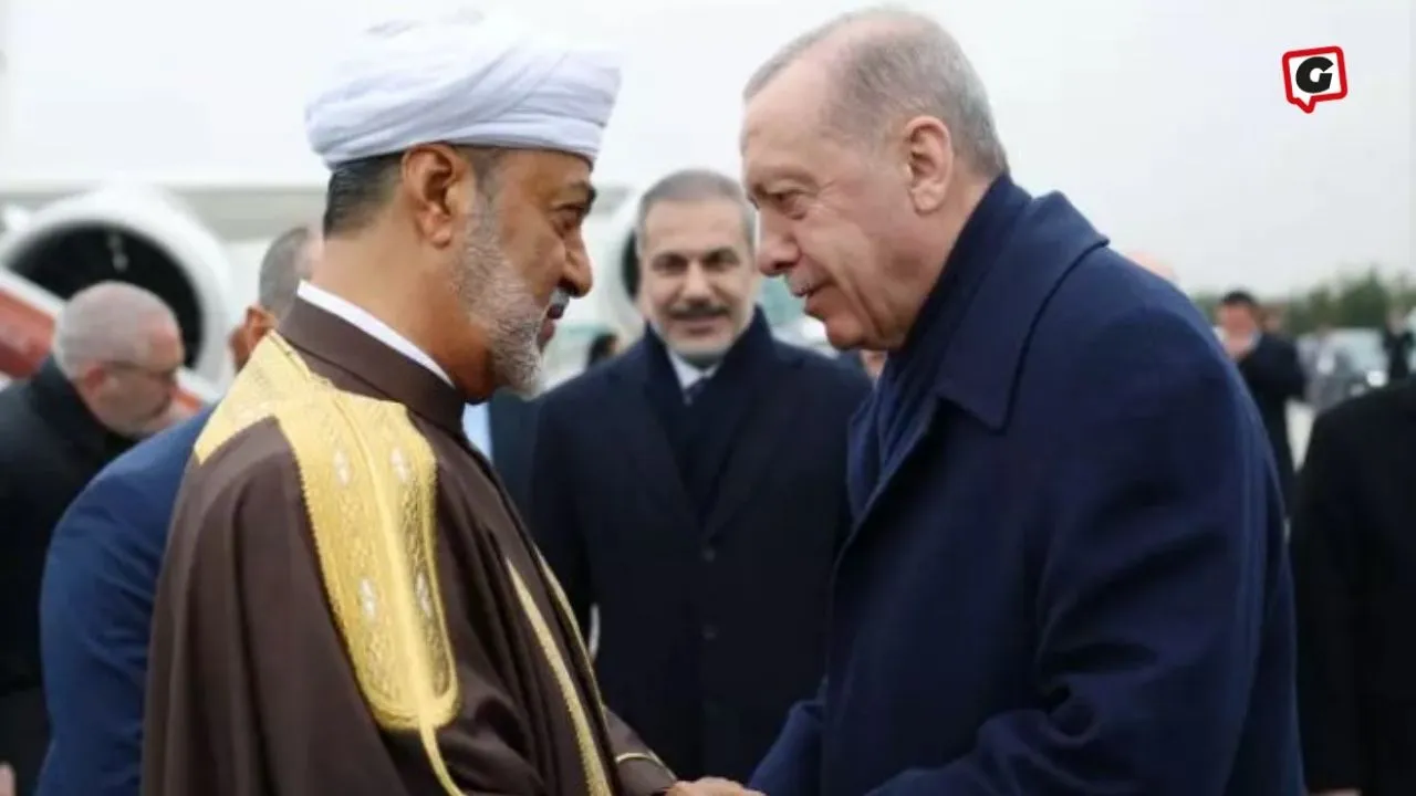 Recep Tayyip Erdoğan, Umman Sultanı Heysem bin Tarık'ı Esenboğa Havalimanı'nda Karşıladı