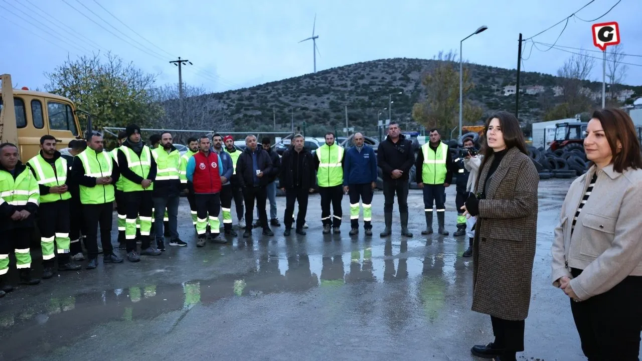 Çeşme Belediyesi Temizlik İşleri Personeliyle Bir Araya Geldi