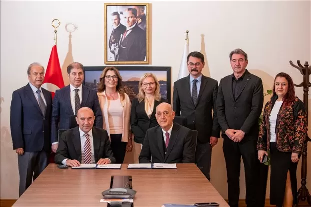 İzmir Büyükşehir Belediyesi, Kemalpaşa Bağyurdu Organize Sanayi Bölgesi'ne (BAYOSB) itfaiye grubu kurmak için protokol imzaladı.