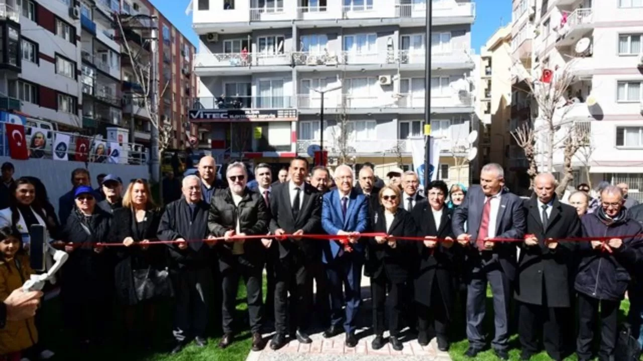 Karabağlar'da 3 Yeni Park Açıldı! Başkan Selvitopu'ndan Arıtma Tesisi Tepkisi