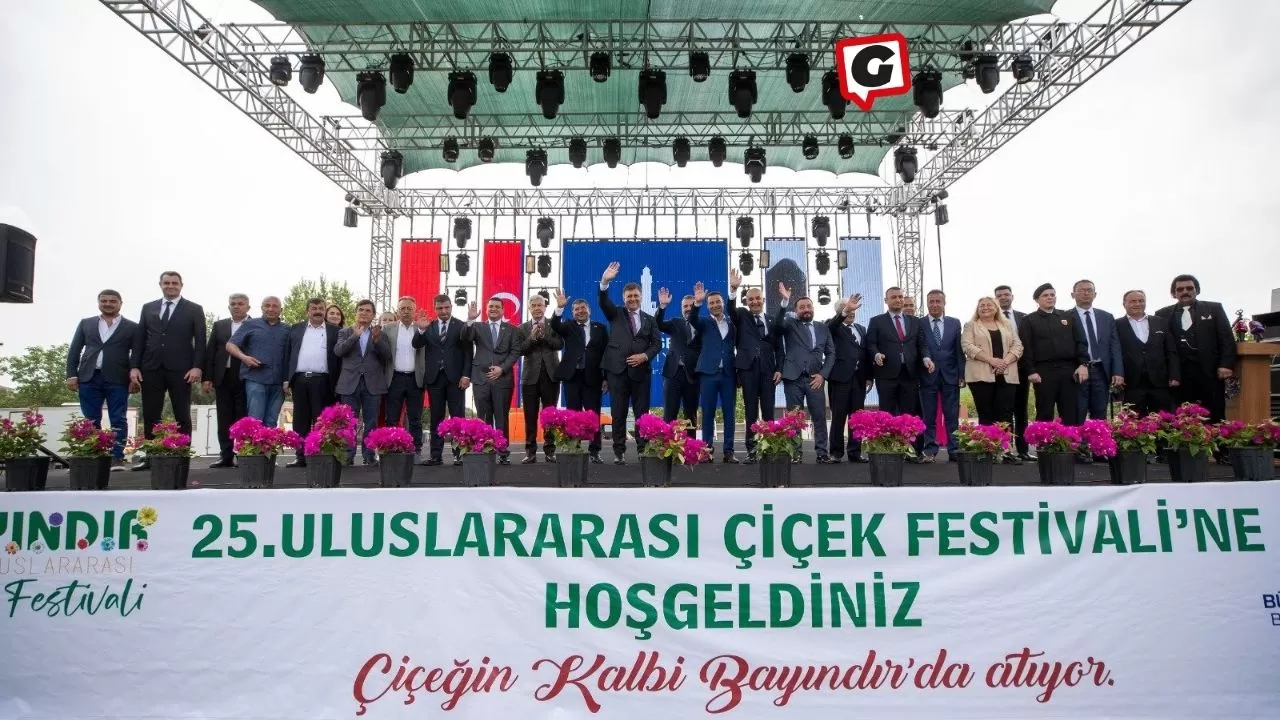 Bayındır Çiçeklerle Coştu: Başkan Tugay "Üretmek, Güzellikler Ortaya Çıkarmak Bize Yakışıyor" Dedi