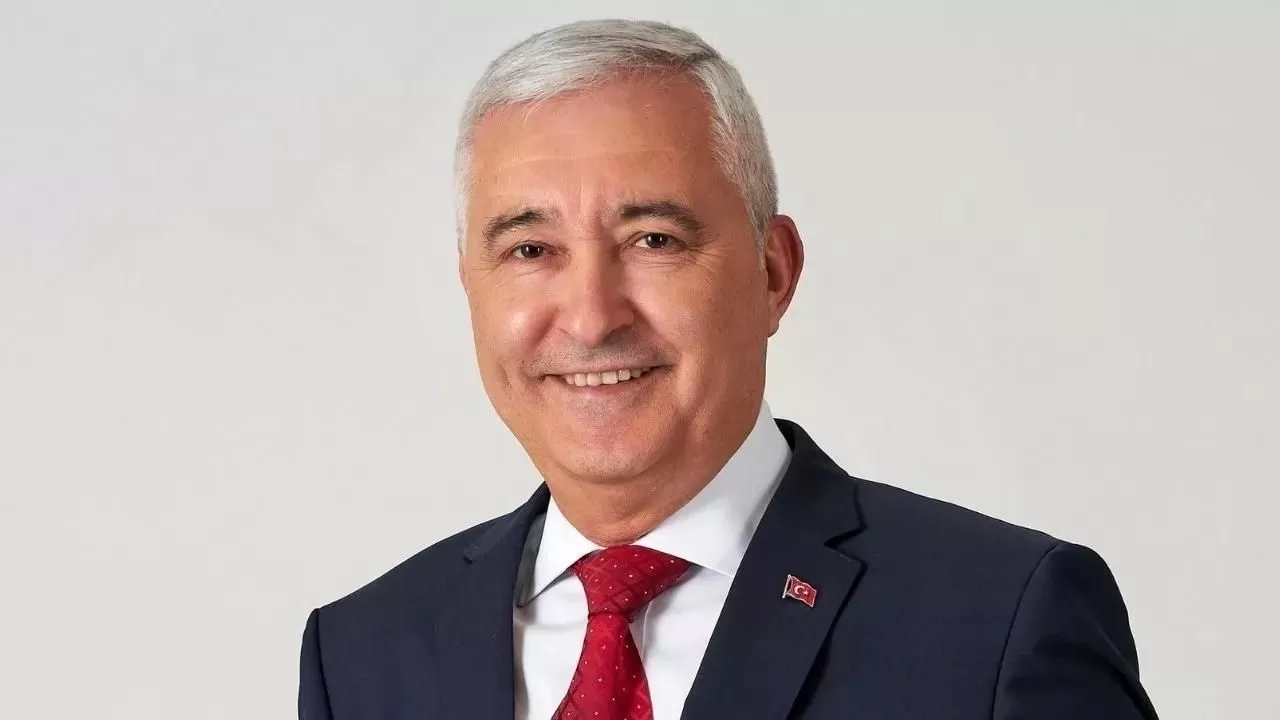 Kemalpaşa'nın Yeni Lideri: Mehmet Türkmen Kimdir?