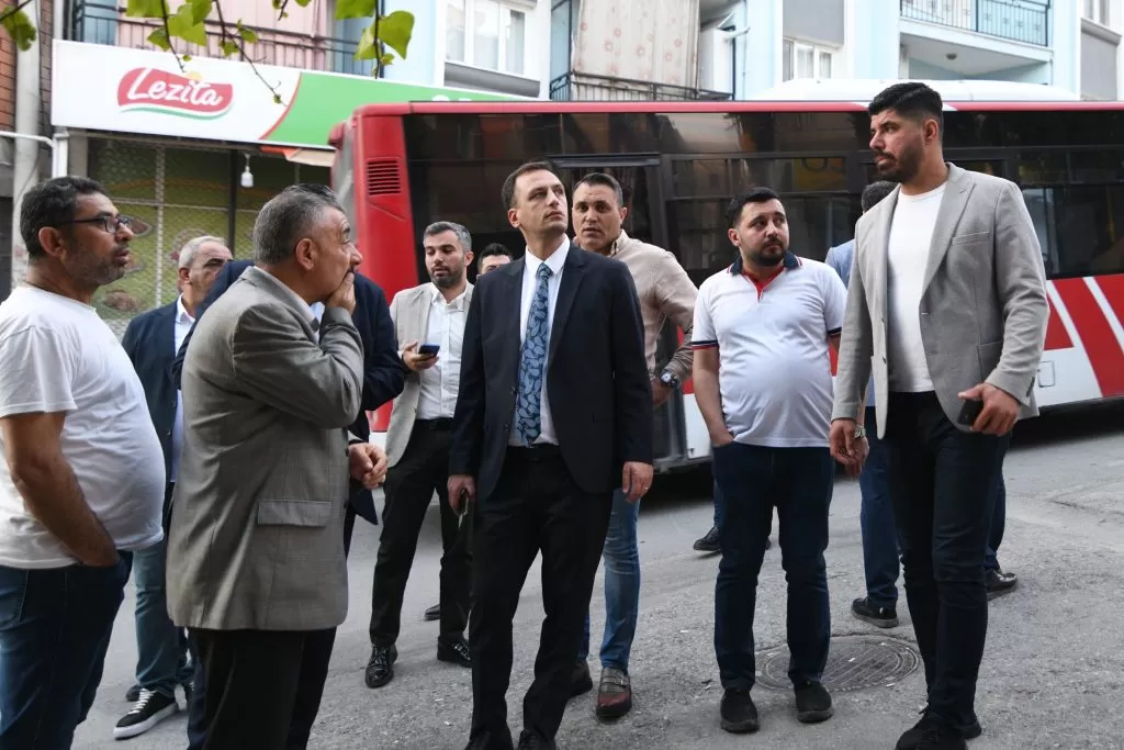 Bornova Belediye Başkanı Ömer Eşki'nin haftasonu ziyareti sonrası Çamkule Mahallesi'nde başlayan çalışmalar tamamlandı.