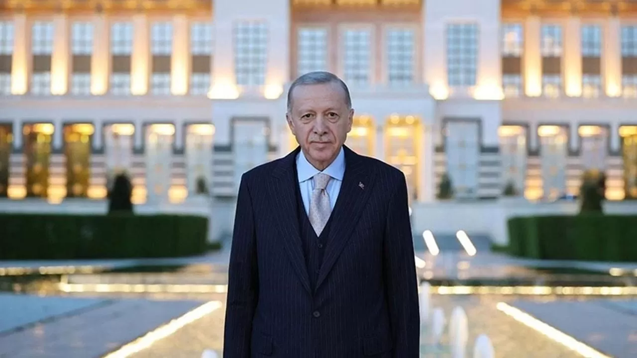 Cumhurbaşkanı Erdoğan'dan İstanbul'un Fethi'nin 571. Yıl Dönümü Mesajı
