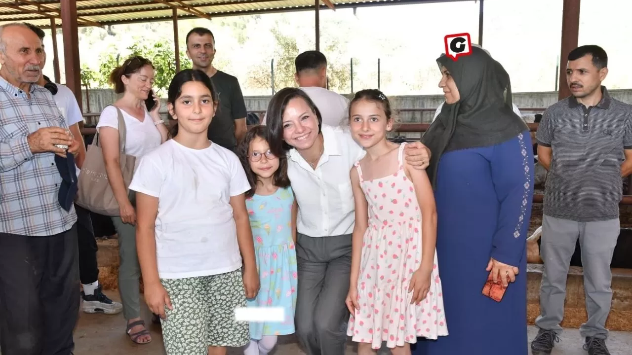 Helil Kınay, Kurban Bayramı'nın İlk Gününde Vatandaşlarla Buluştu