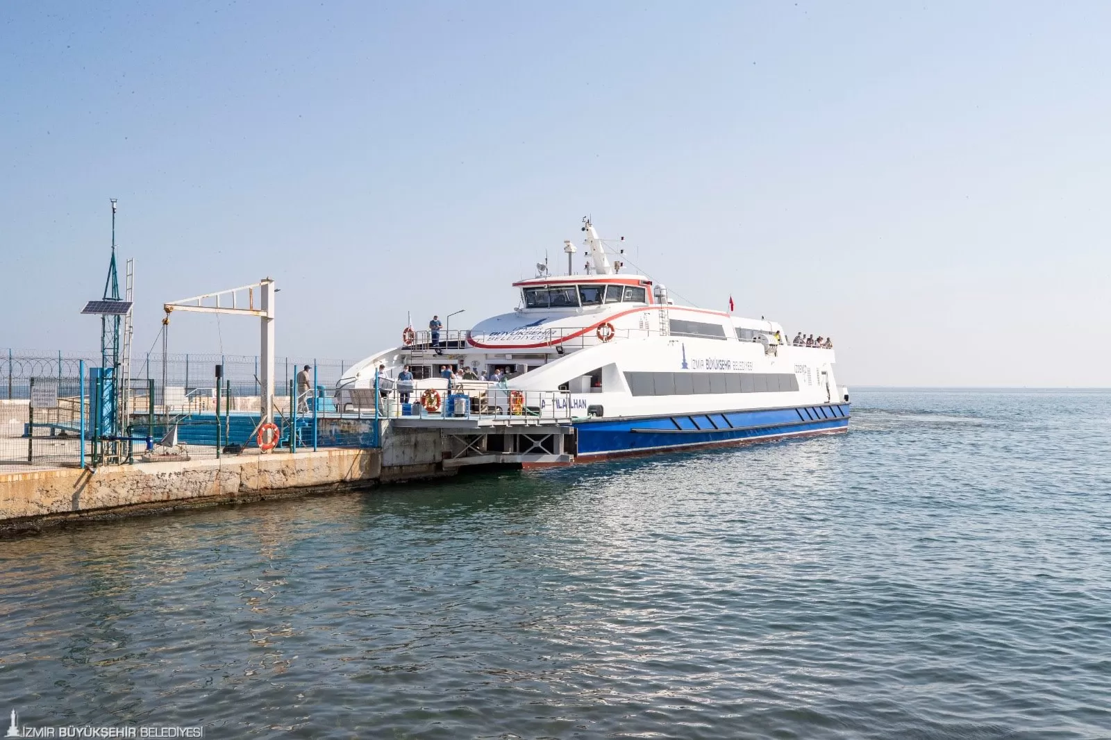 İzmir Büyükşehir Belediyesi İZDENİZ A.Ş. tarafından bu yıl da geleneksel yaz seferleri düzenleniyor. Kurban Bayramı'nın ikinci günü 17 Haziran'da başlayacak seferler, 8 Eylül'e kadar devam edecek.