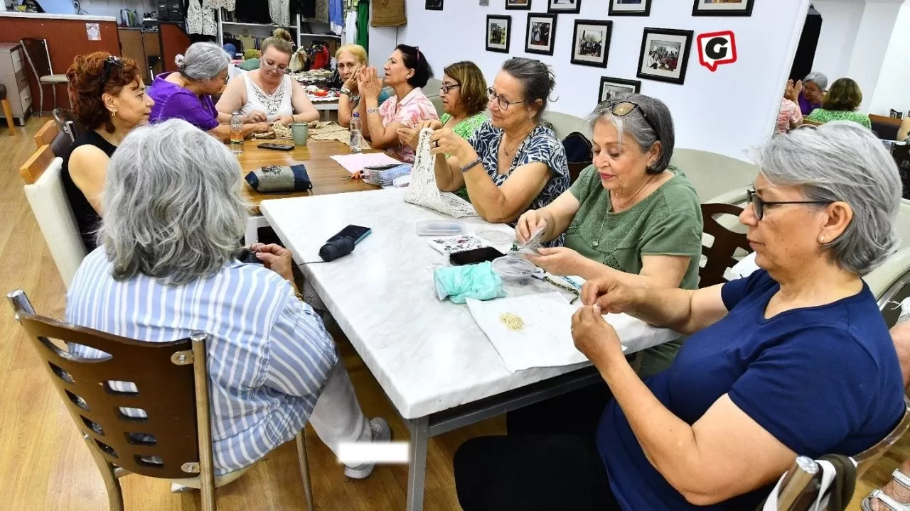 Sağlıklı Yaş Alma ve Alzheimer'a Kalkan: İzmirliler Merkezde Gençleşiyor!