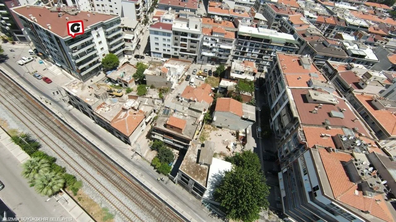 İzmir Büyükşehir Belediyesi Karşıyaka'da Trafik Sorununu Çözecek!