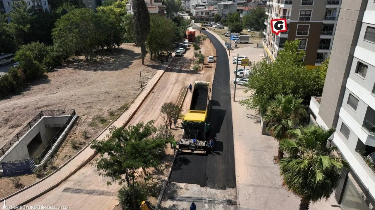 İzmir'de Yol Tamir Çalışmaları Hızlandı: İZBETON 3 Ayda 70 Bin Metrekare Kazı Alanını Kapattı