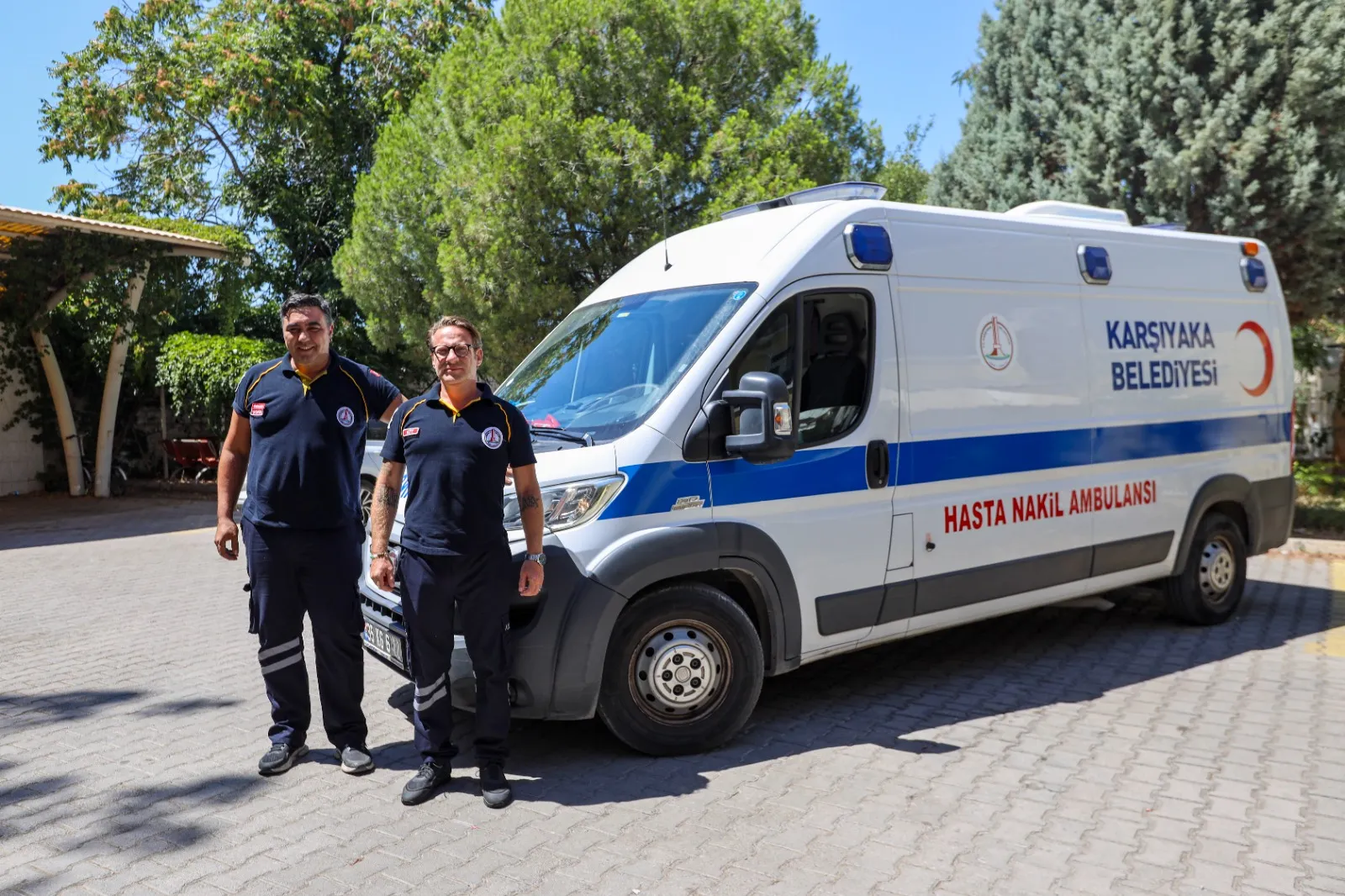 Karşıyaka Belediyesi, hasta nakil ambulansı ve poliklinik hizmetleri gibi sağlık alanındaki çeşitli uygulamalarıyla 6 ayda 10 binden fazla vatandaşa ulaştı