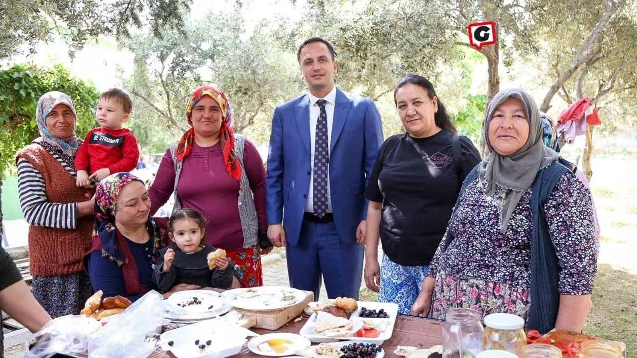 Bornova Belediyesi, Vatandaşların İhtiyaçlarını Belirlemek İçin Kolları Sıvadı