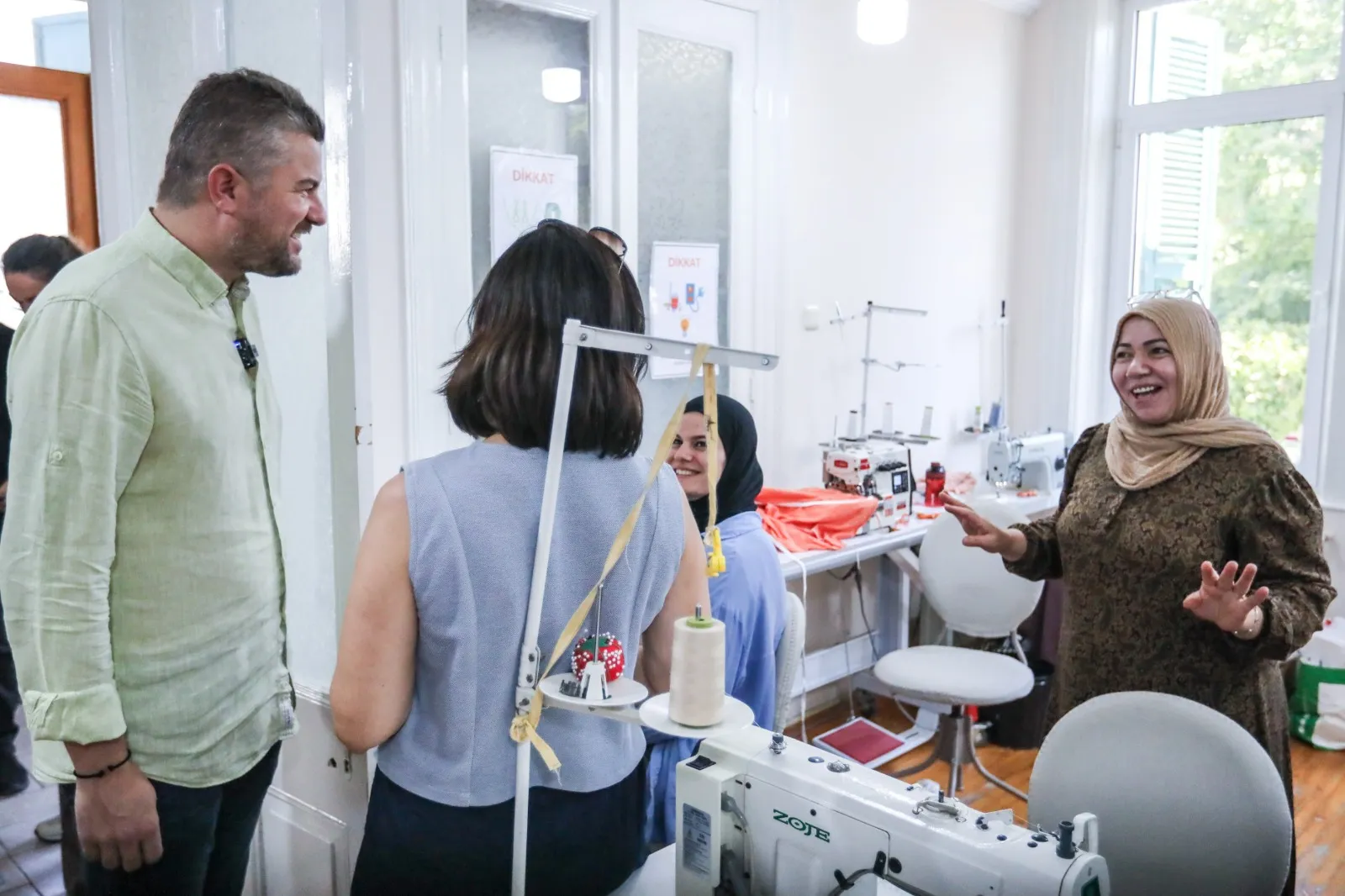 Buca Belediye Başkanı Görkem Duman, kadınların güçlenmesi için çalışan sivil toplum kuruluşlarına tam destek vereceğini açıkladı.