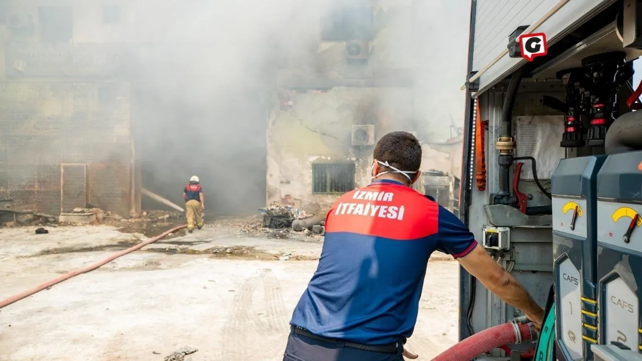 İzmir'de Büyük Yangın Felaketi: 249 Müdahale