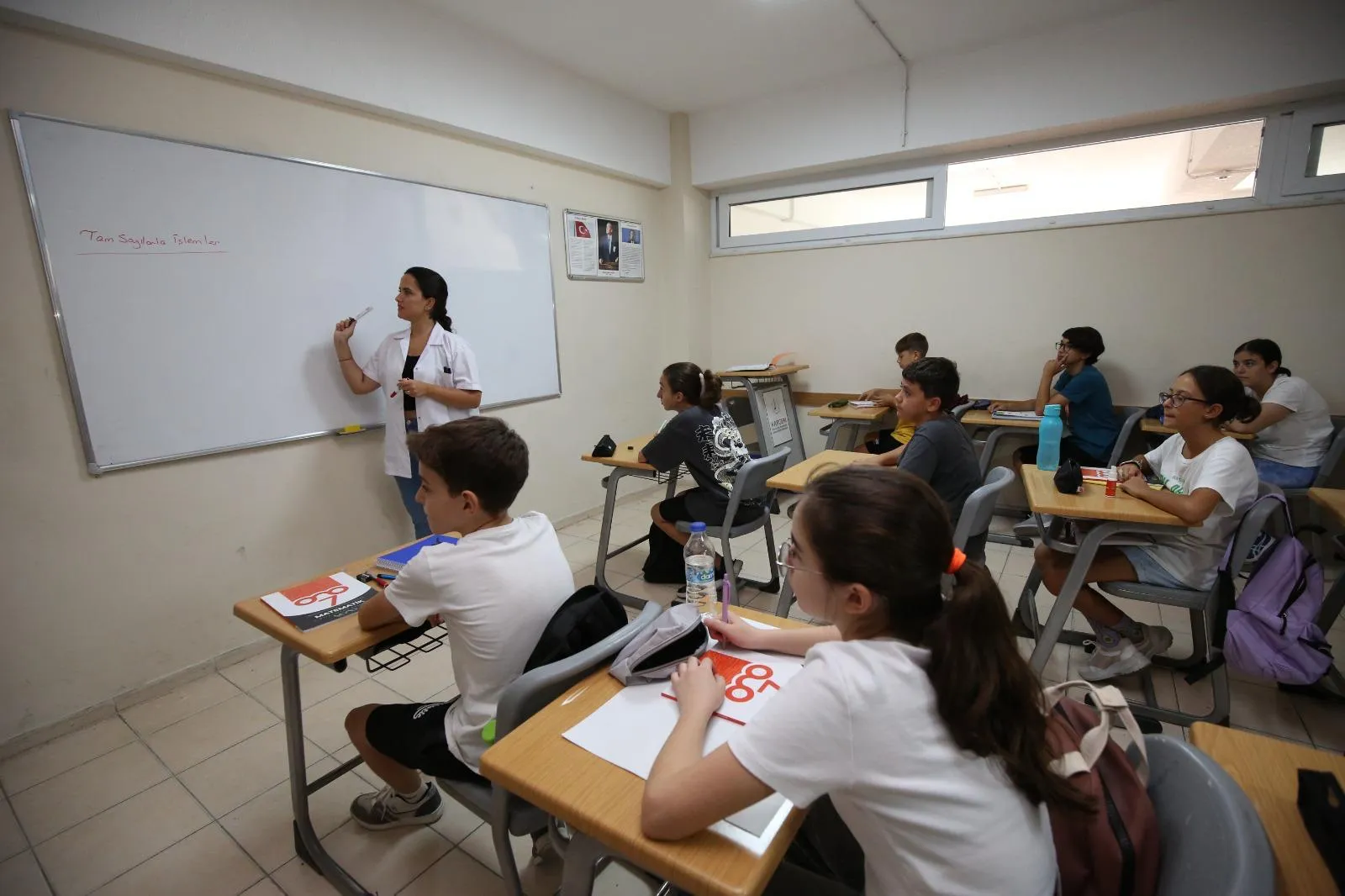 Karşıyaka Belediyesi İsmail Hakkı Tonguç Eğitim Merkezi'nden (KARGEM) müjdeli haber! Ücretsiz eğitim desteğiyle öğrenciler, Türkiye'nin en iyi üniversitelerinde yer aldı.