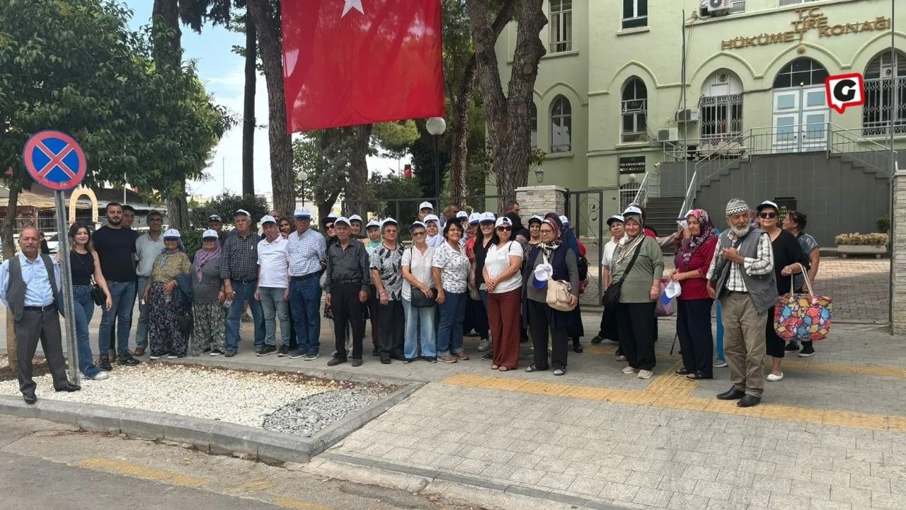 İzmir Büyükşehir Belediyesi'nden Ücretsiz Kent Gezileri