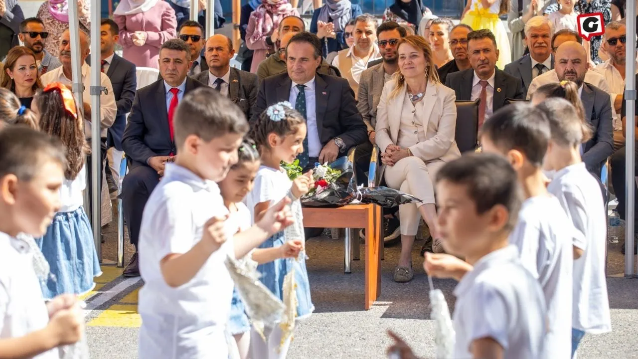 Konak'ta İlkokul Öğrencileri İçin Yeni Eğitim Yılı Heyecanı